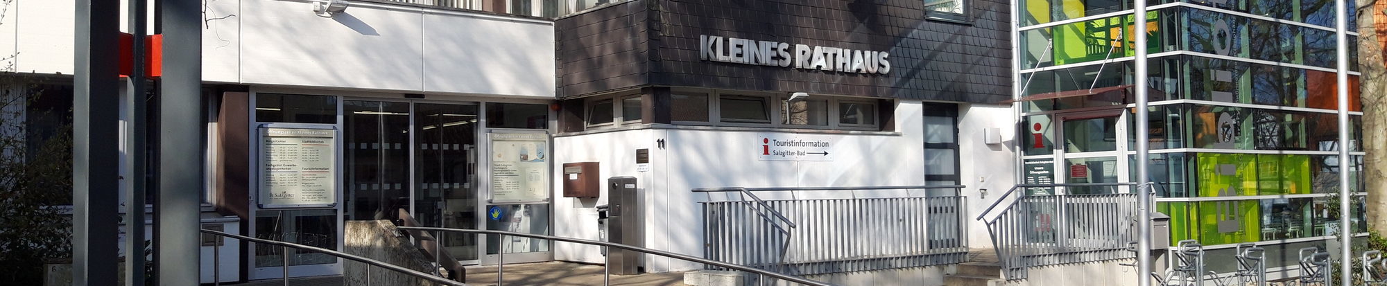 Eingang der Stadtbibliothek in Bad