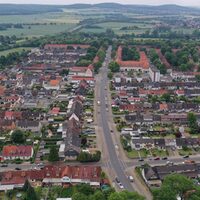 Blick von oben auf die Swindonstraße und Umgebung.