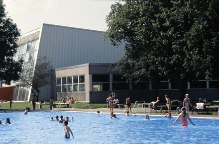 Hallenfreibad in Salzgitter-Lebenstedt.