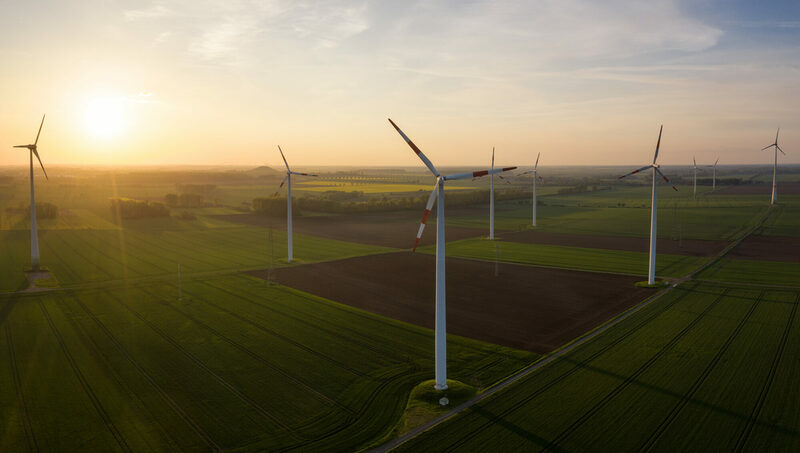 Der Ausbau erneuerbarer Energien steht im Mittelpunkt des Vortrags.