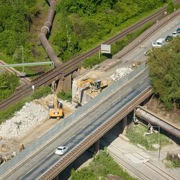 Bild der abgebrochenen Brücke