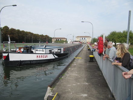 Schleuse bei Üfingen.